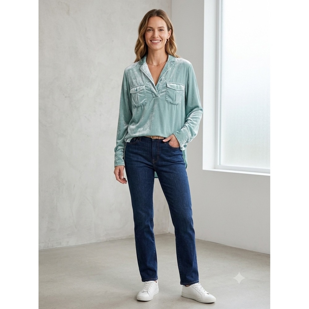 J. Crew Velvet patch-pocket popover shirt top Size M green‎